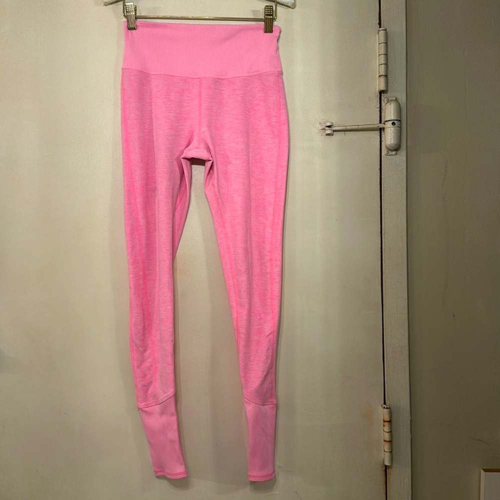 ALO Bubble Gum Pink 🎀Brand New full length leggings - Size S